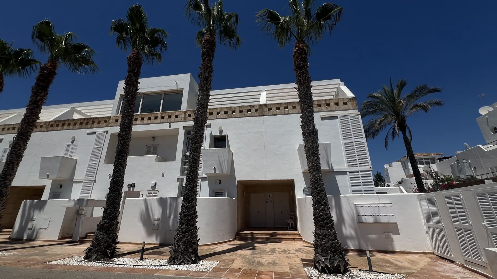 3 soveværelse Rækkehus til salg i Cala d'Or med swimmingpool garage - € 539.500 (Ref: 9143718)