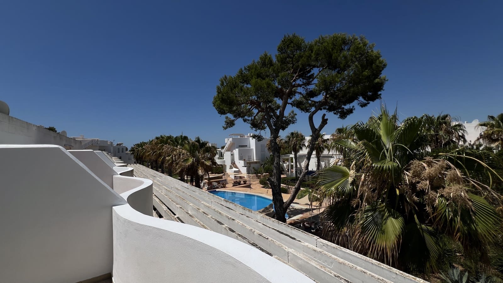 3 soveværelse Rækkehus til salg i Cala d'Or med swimmingpool garage - € 539.500 (Ref: 9143718)