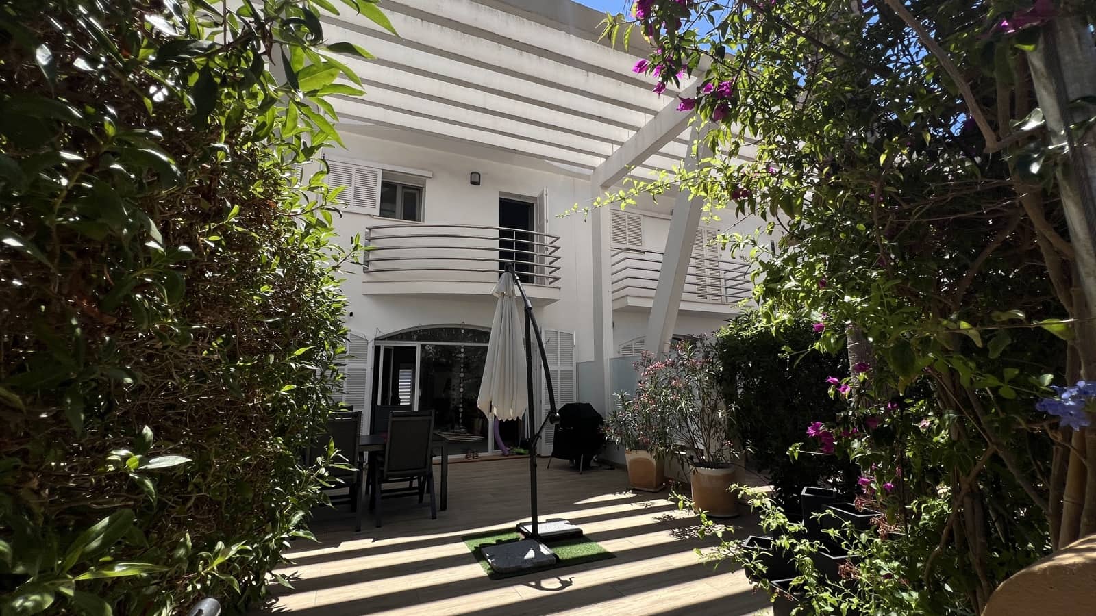 3 soveværelse Rækkehus til salg i Cala d'Or med swimmingpool garage - € 539.500 (Ref: 9143718)