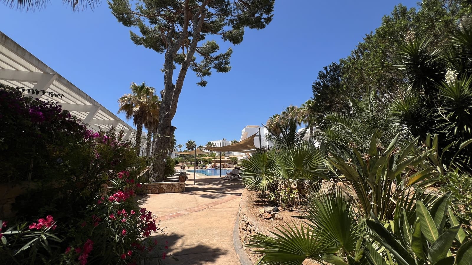 3 soveværelse Rækkehus til salg i Cala d'Or med swimmingpool garage - € 539.500 (Ref: 9143718)