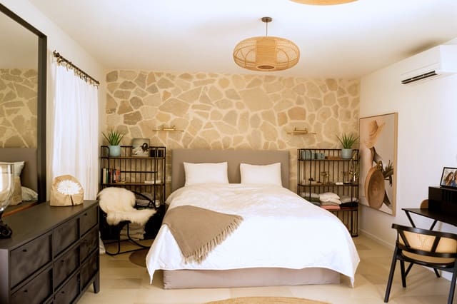 3 soveværelse Byhus til salg i Ses Salines med swimmingpool garage - € 1.790.000 (Ref: 9147978)