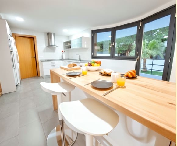 7 soveværelse Byhus til salg i Can Pastilla, Palma de Mallorca med swimmingpool - € 1.600.000 (Ref: 9154603)