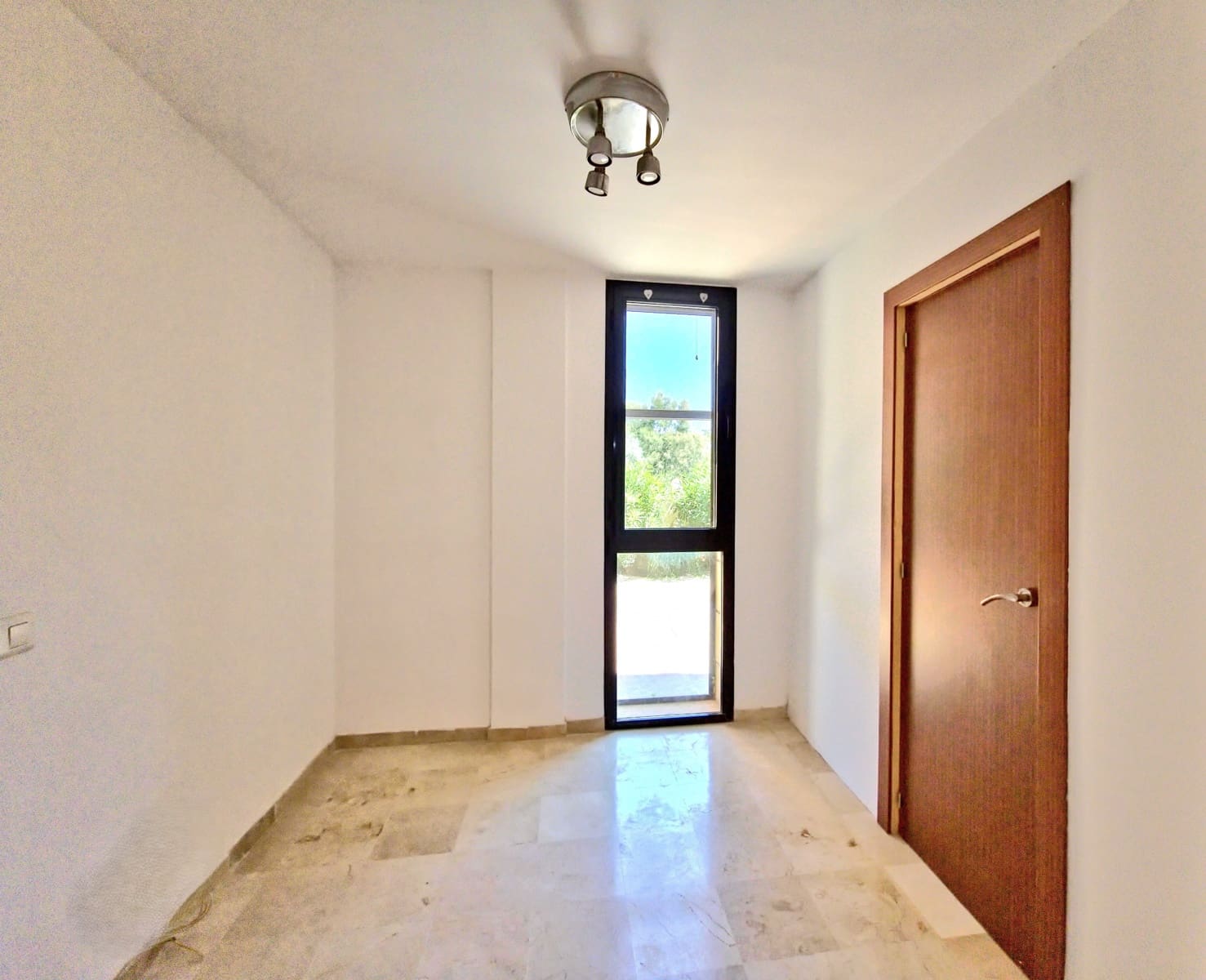 1 sypialnia Apartament na sprzedaż w Sa Coma z basenem garażem - 349 900 € (Ref: 9158725)