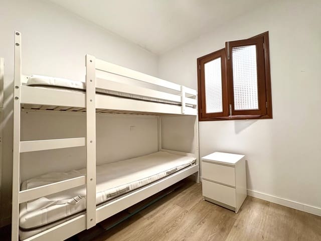 4 bedroom Apartment for sale in Portocristo / Port de Manacor, Manacor - € 385,000 (Ref: 9160326)