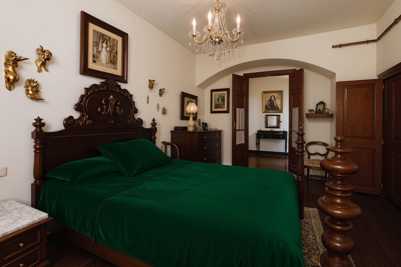 6 bedroom Townhouse for sale in Santanyi with garage - € 1,150,000 (Ref: 9161894)