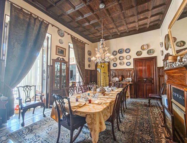 8 soverom Hus til salgs i La Calatrava, Palma de Mallorca med svømmebasseng garasje - € 10 800 000 (Ref: 9164802)