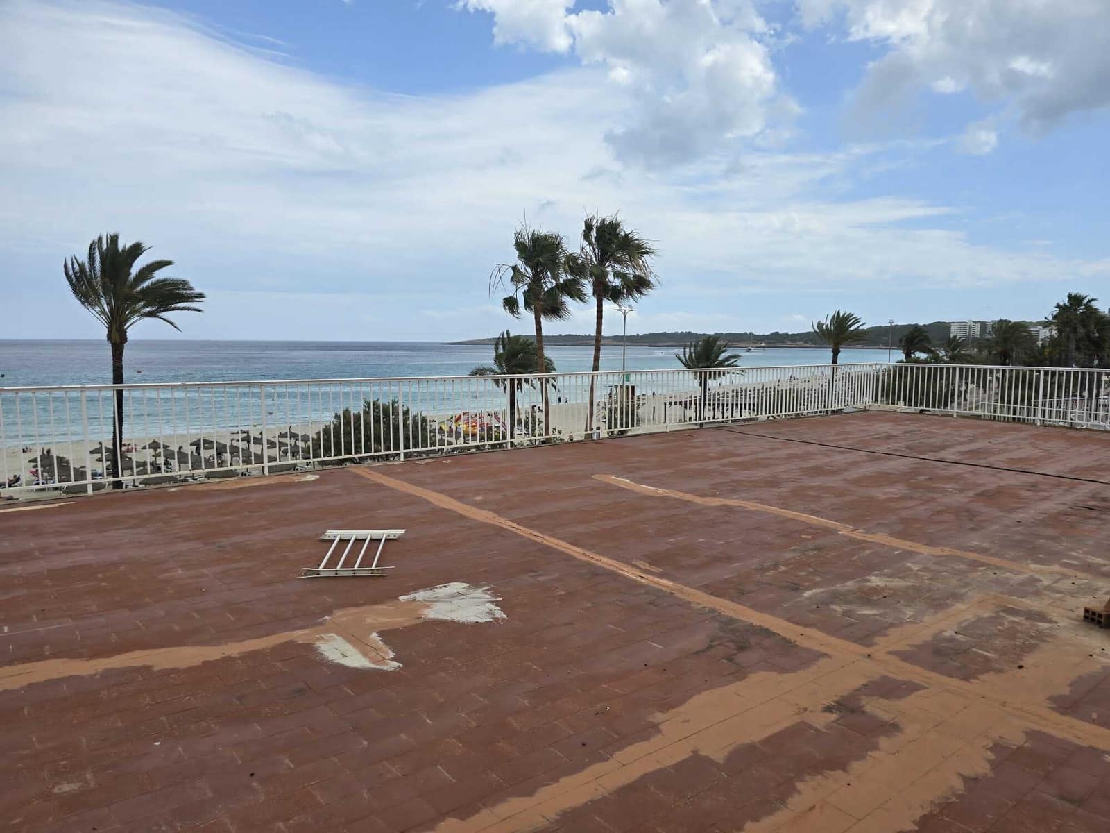 Virksomhed til salg i Cala Millor - € 2.000.000 (Ref: 9168858)