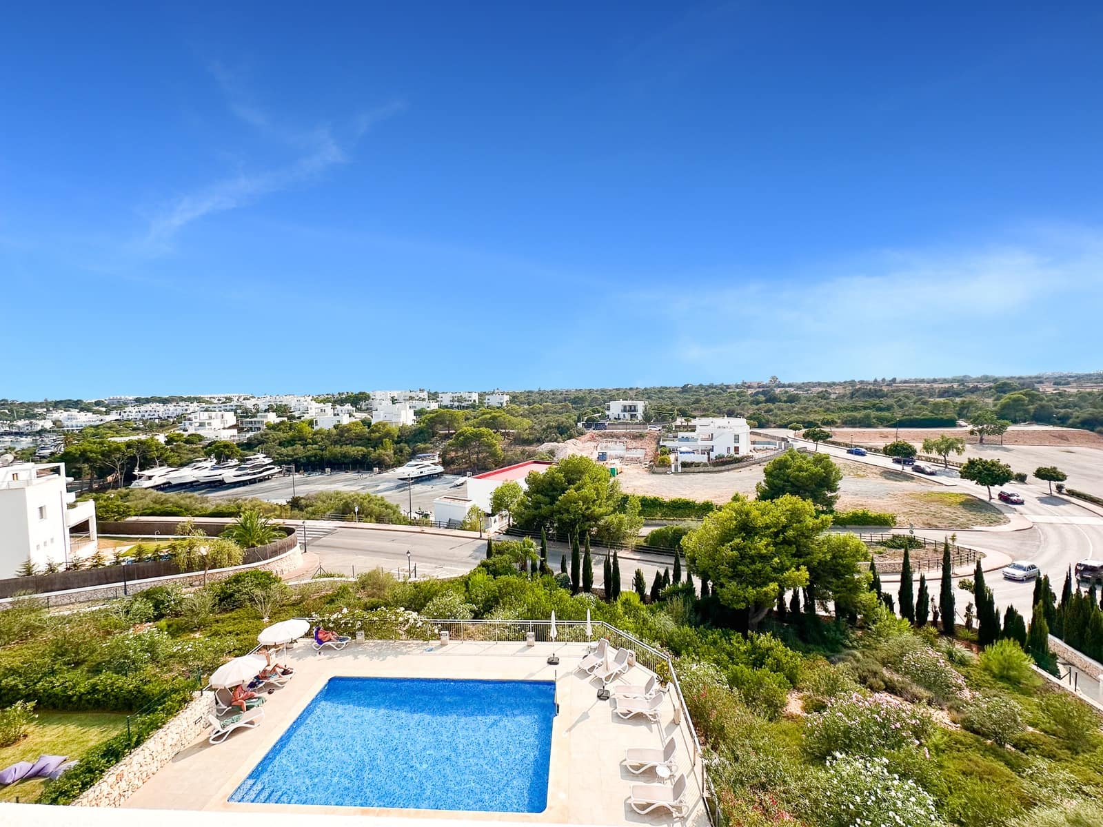 2 soveværelse Penthouse til salg i Cala d'Or med swimmingpool garage - € 498.000 (Ref: 9180175)