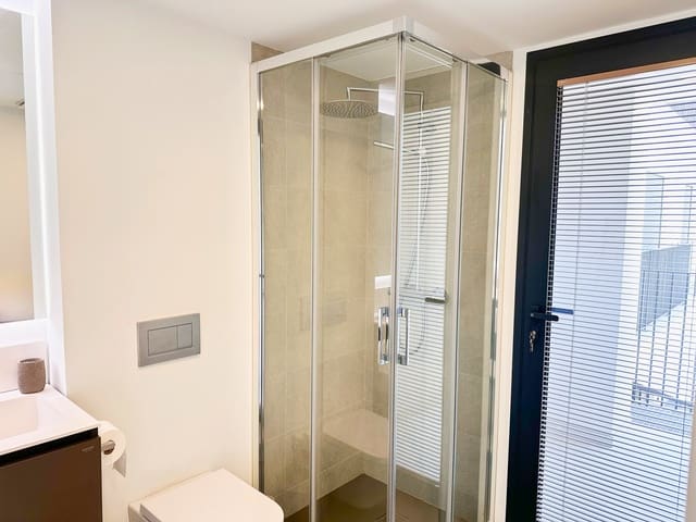 2 slaapkamer Appartement te koop in Plaça de Toros, Palma de Mallorca met zwembad garage - € 599.000 (Ref: 9181662)