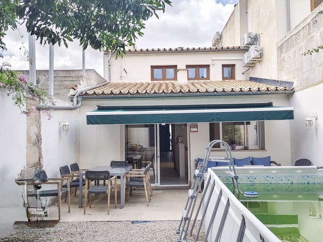 5 soveværelse Byhus til salg i Llucmajor - € 698.000 (Ref: 9182049)