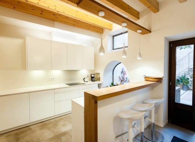 5 sypialnia Finka/Dom wiejski na sprzedaż w Artà z basenem garażem - 1 580 000 € (Ref: 9187879)