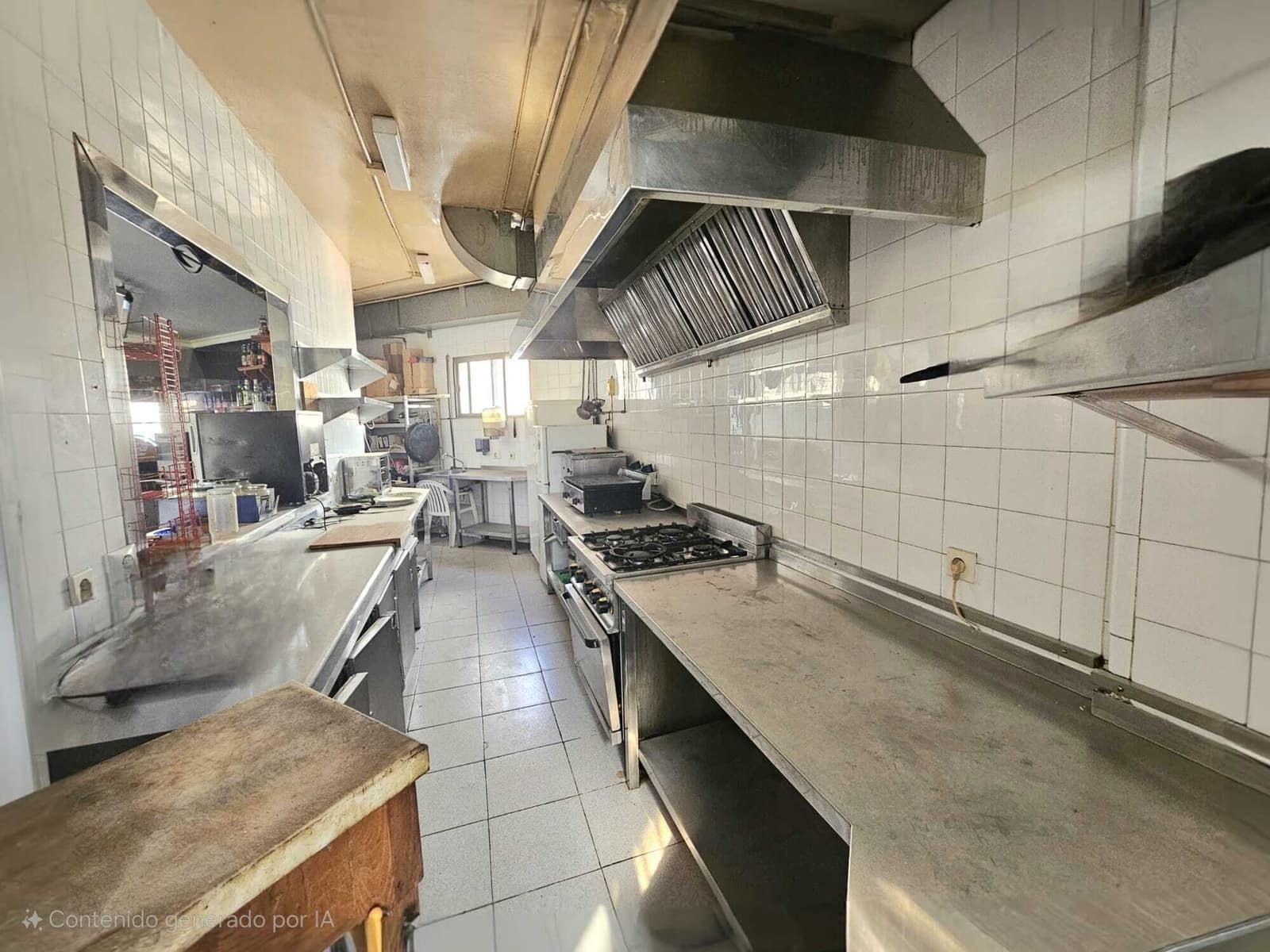 Commercial for sale in Palmanova with garage - € 145,800 (Ref: 9192688)