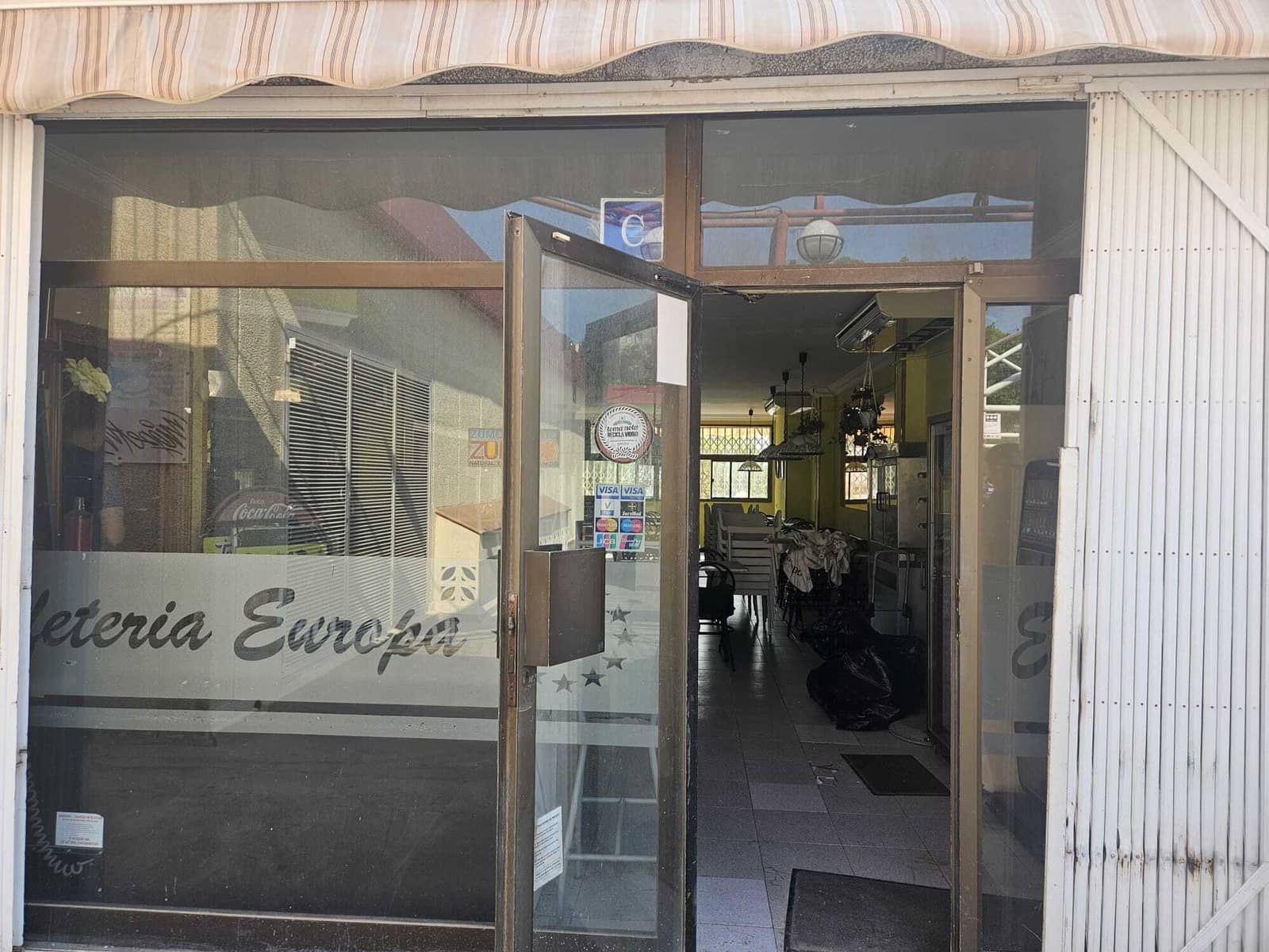 Commercial for sale in Palmanova with garage - € 145,800 (Ref: 9192688)