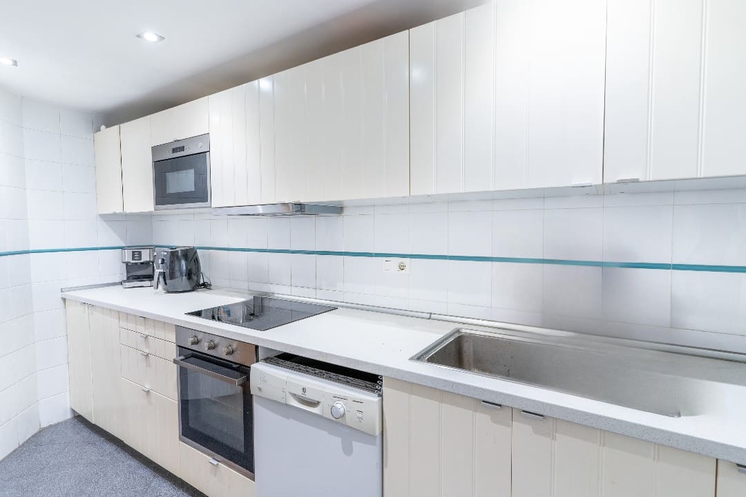 3 quarto Apartamento para venda em Palma de Mallorca com garagem - 650 000 € (Ref: 9196951)