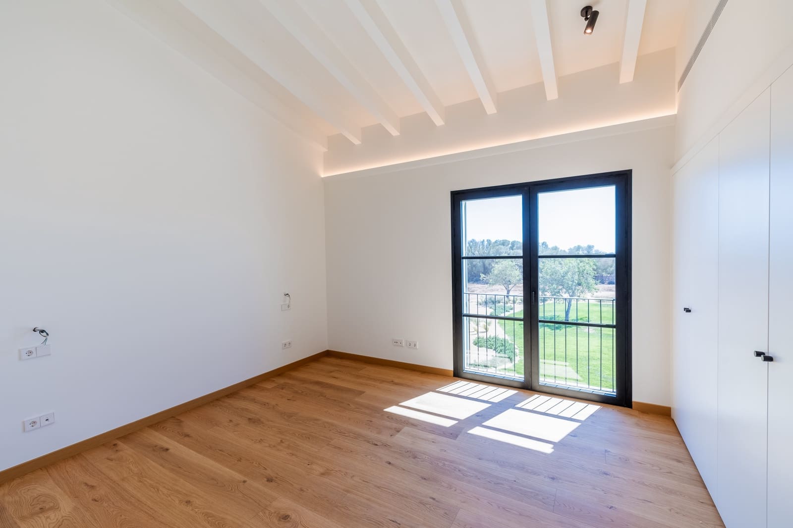 Finca/Casa Rural de 5 habitaciones en Ses Salines en venta con piscina garaje - 4.295.000 € (Ref: 9205495)