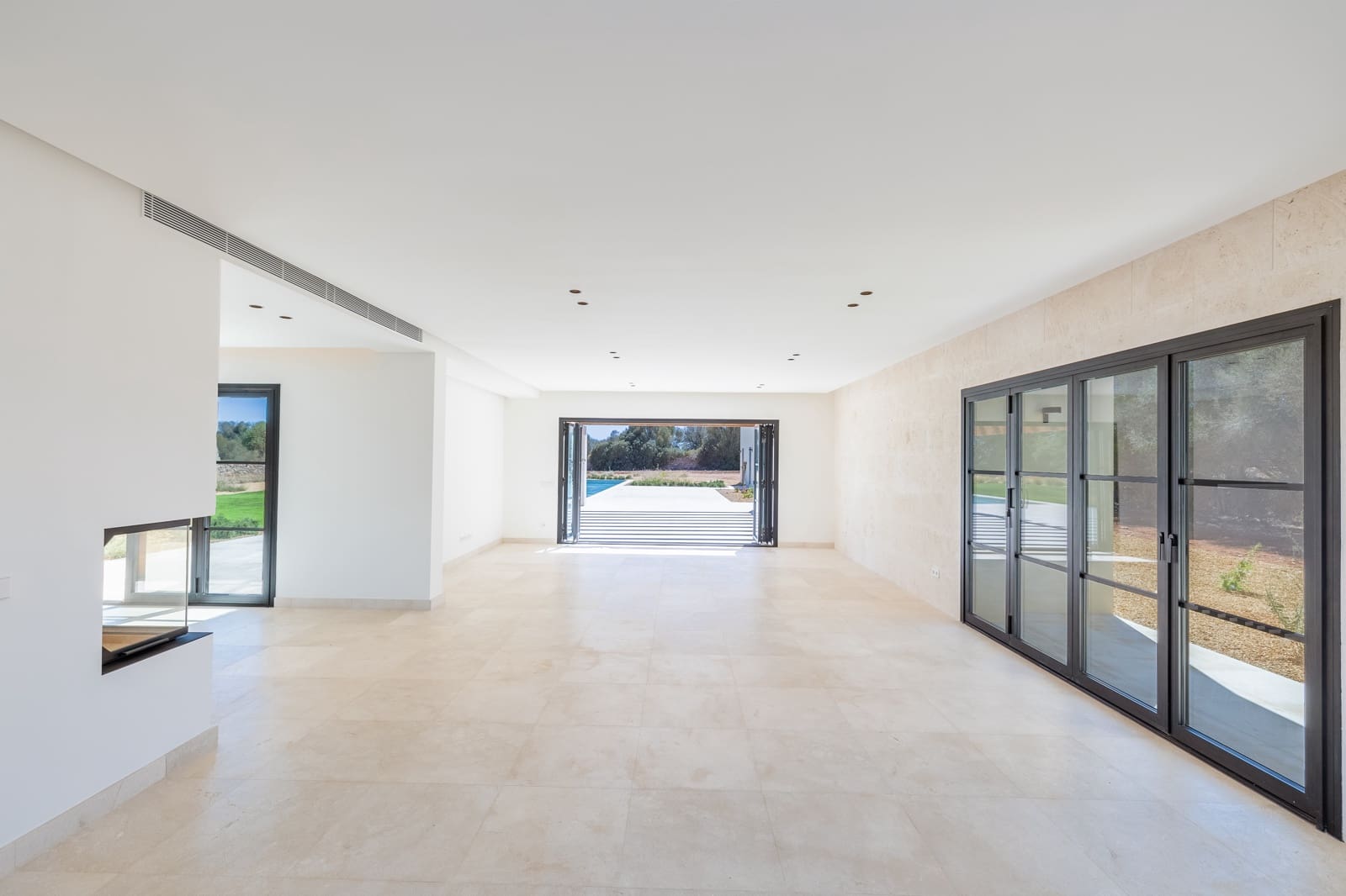 Finca/Casa Rural de 5 habitaciones en Ses Salines en venta con piscina garaje - 4.295.000 € (Ref: 9205495)
