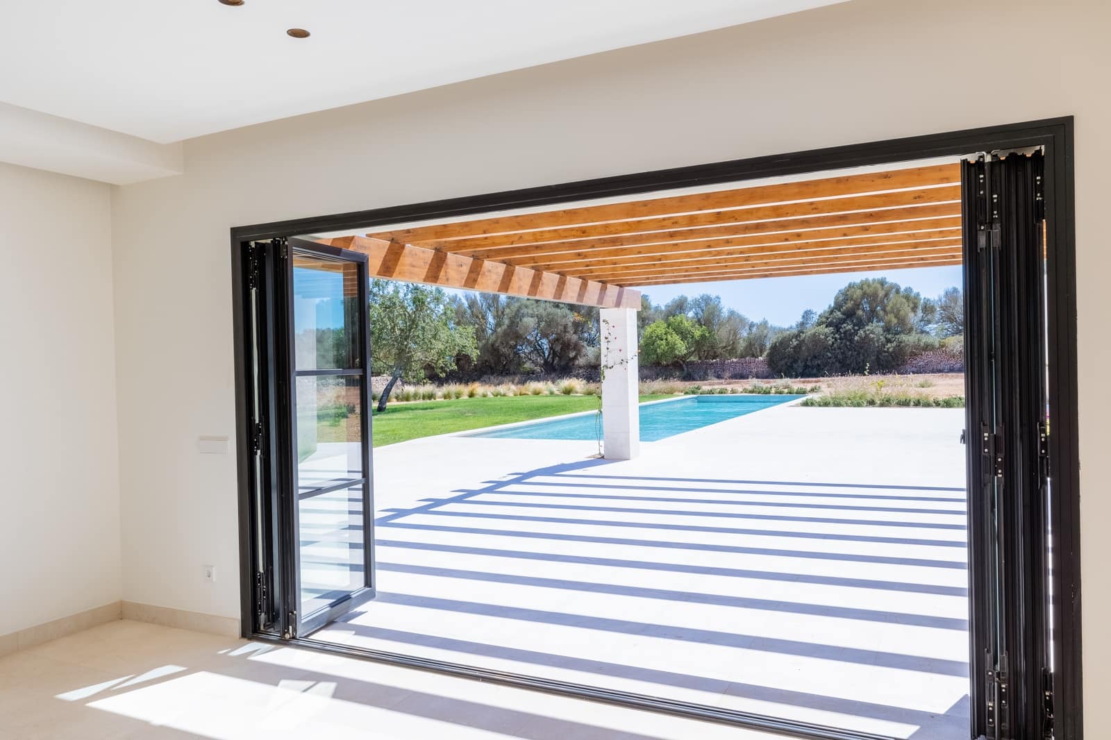 Finca/Casa Rural de 5 habitaciones en Ses Salines en venta con piscina garaje - 4.295.000 € (Ref: 9205495)