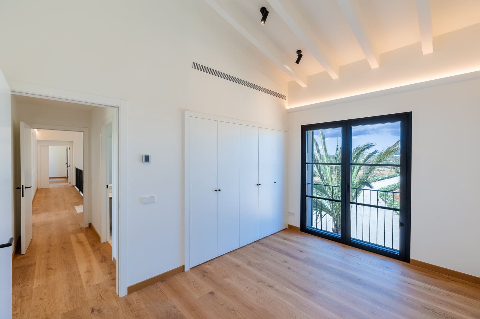 Finca/Casa Rural de 5 habitaciones en Ses Salines en venta con piscina garaje - 4.295.000 € (Ref: 9205495)