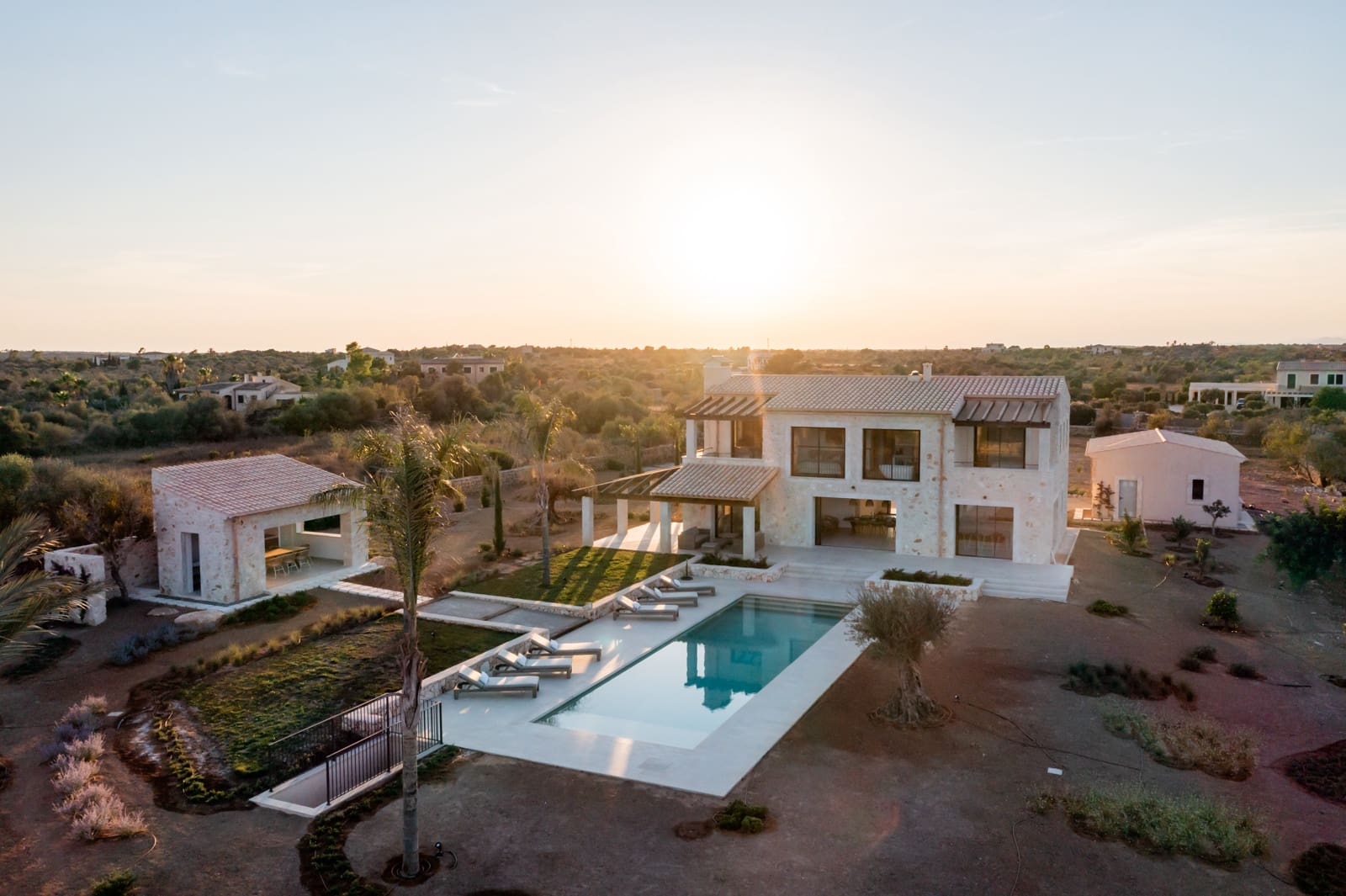 4 slaapkamer Finca/Landhuis te koop in Cala Llombards met zwembad garage - € 4.900.000 (Ref: 9205496)