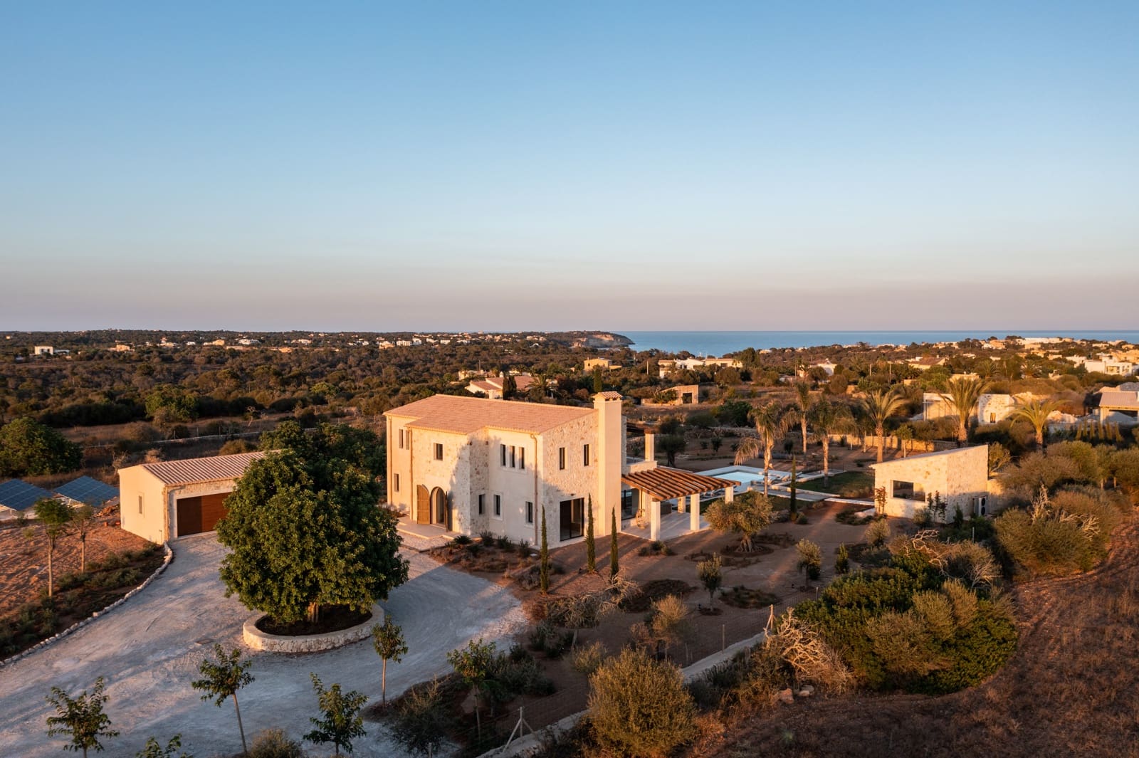 4 slaapkamer Finca/Landhuis te koop in Cala Llombards met zwembad garage - € 4.900.000 (Ref: 9205496)