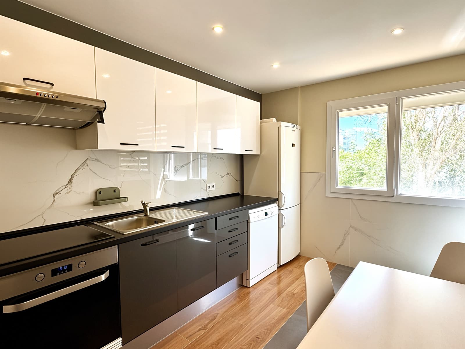 3 soveværelse Lejlighed til salg i Palma de Mallorca med garage - € 599.000 (Ref: 9221613)