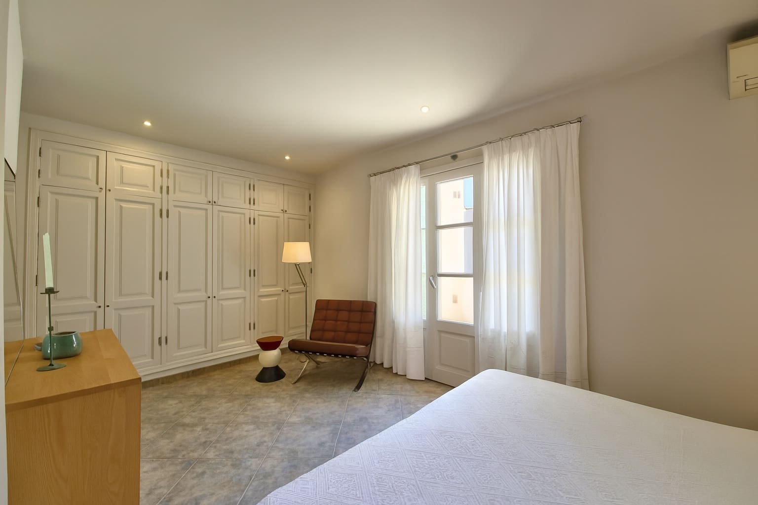 4 sypialnia Dom do wynajęcia w Arta z basenem - 3 500 € (Ref: 9237077)