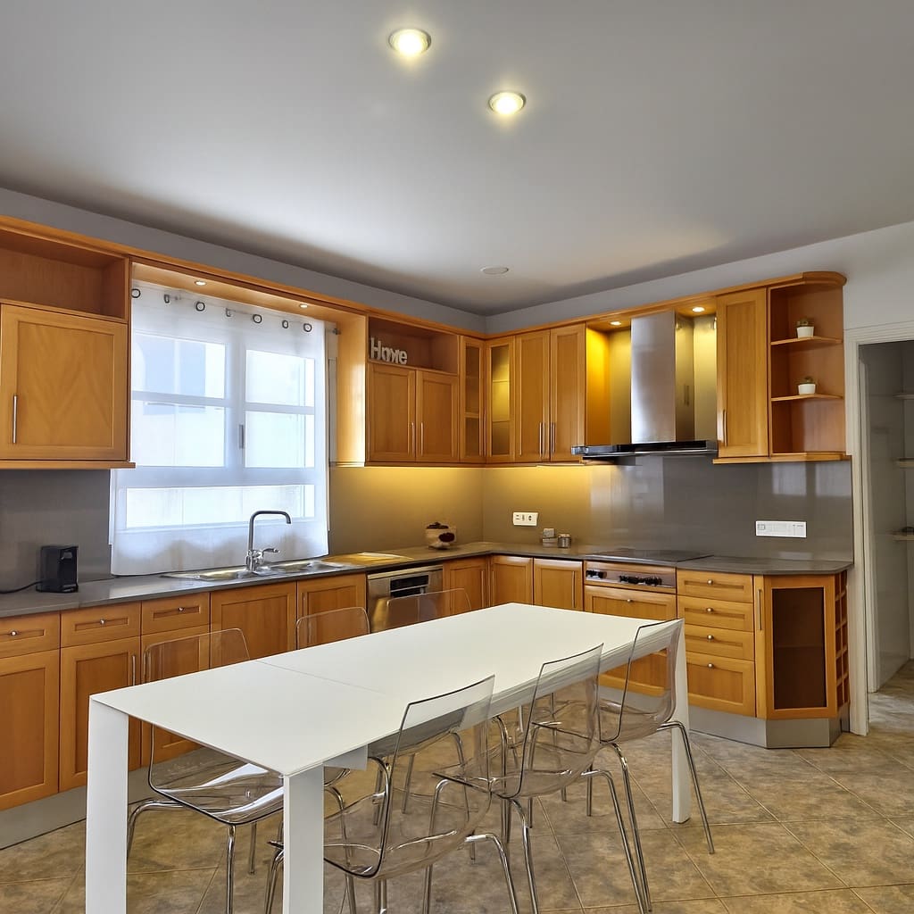 4 sypialnia Dom do wynajęcia w Arta z basenem - 3 500 € (Ref: 9237077)