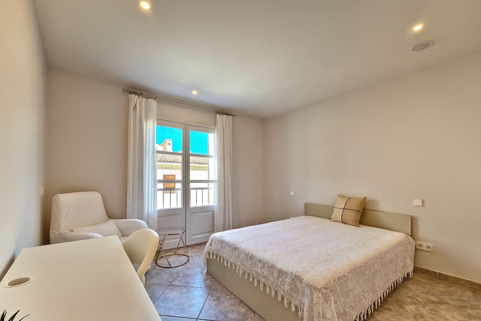 4 sypialnia Dom do wynajęcia w Arta z basenem - 3 500 € (Ref: 9237077)