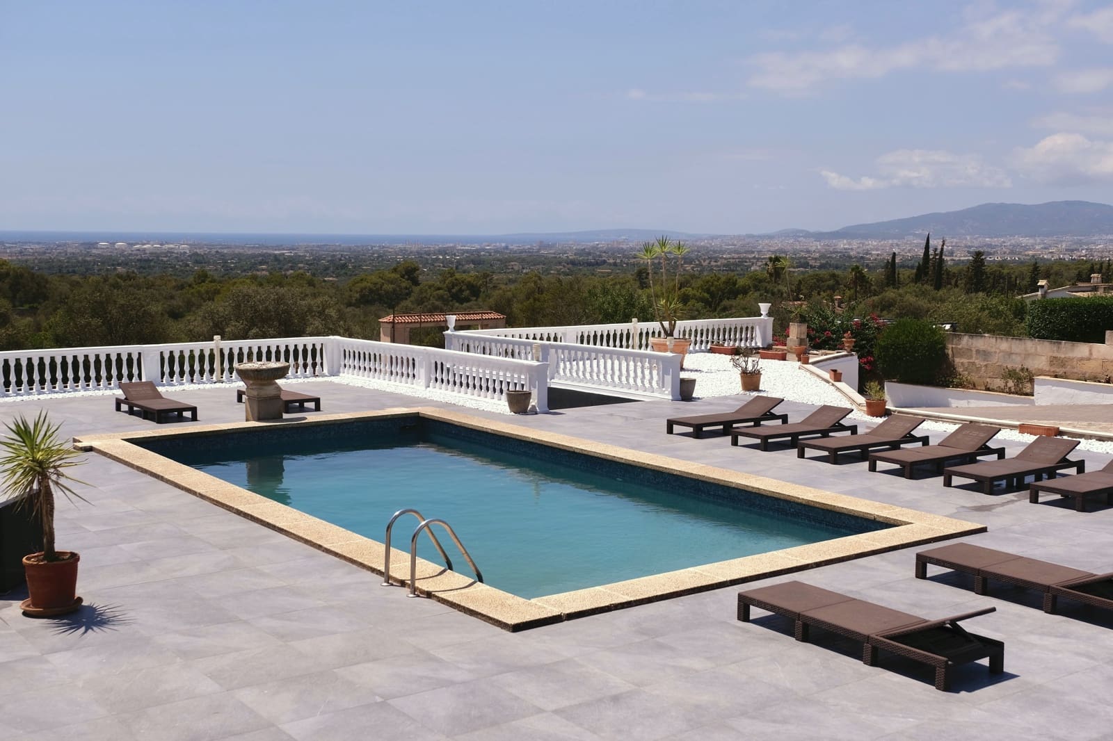 7 soveværelse Villa til leje i Sa Cabaneta / La Cabaneta med swimmingpool garage - € 8.800 (Ref: 9237850)