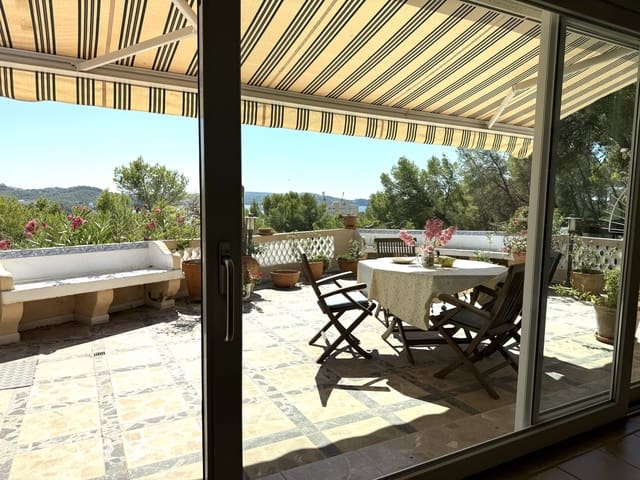 2 makuuhuone Huvila myytävänä paikassa Peguera / Paguera, Calvià mukana uima-altaan - 1 698 000 € (Ref: 9238837)