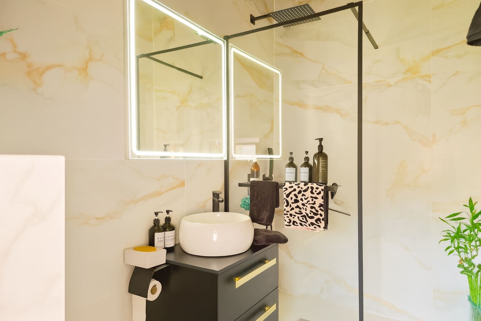 5 bedroom Townhouse for sale in Son Servera with pool garage - € 850,000 (Ref: 9248919)