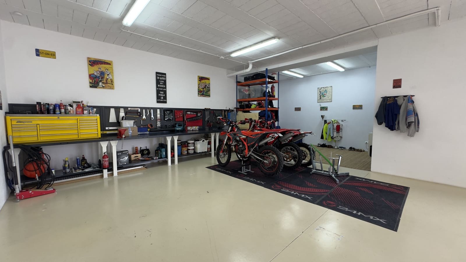 2 soveværelse Finca/Landehus til salg i Puigpunyent med swimmingpool garage - € 1.990.000 (Ref: 9255801)