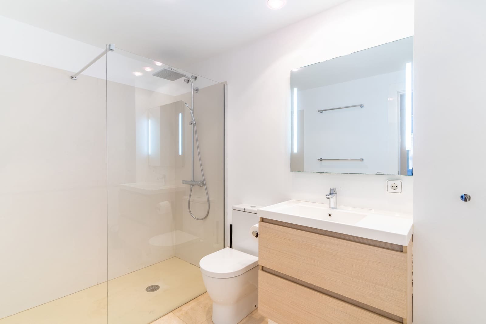 3 soverom Leilighet til salgs i Palma de Mallorca med svømmebasseng garasje - € 1 520 000 (Ref: 9261974)