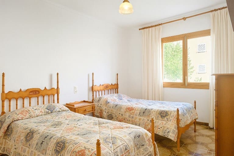 Semi-Rækkehus til salg i Cala Millor med swimmingpool garage - € 1.289.000 (Ref: 9271749)