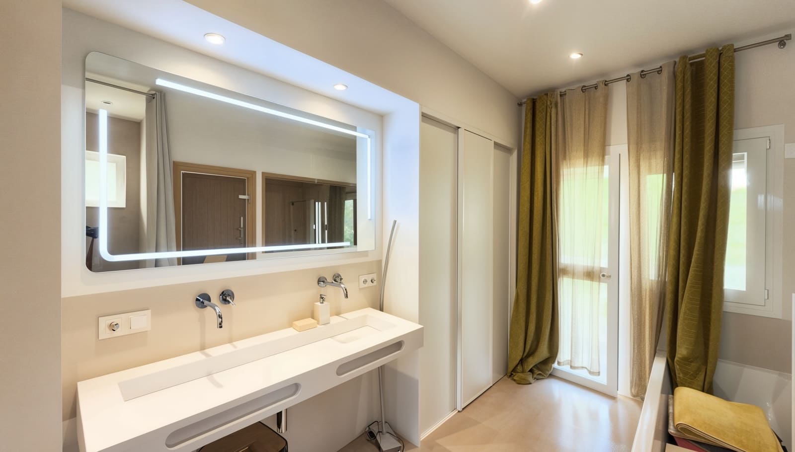 4 soveværelse Penthouse til leje i Santa Ponsa med garage - € 8.500 (Ref: 9271813)