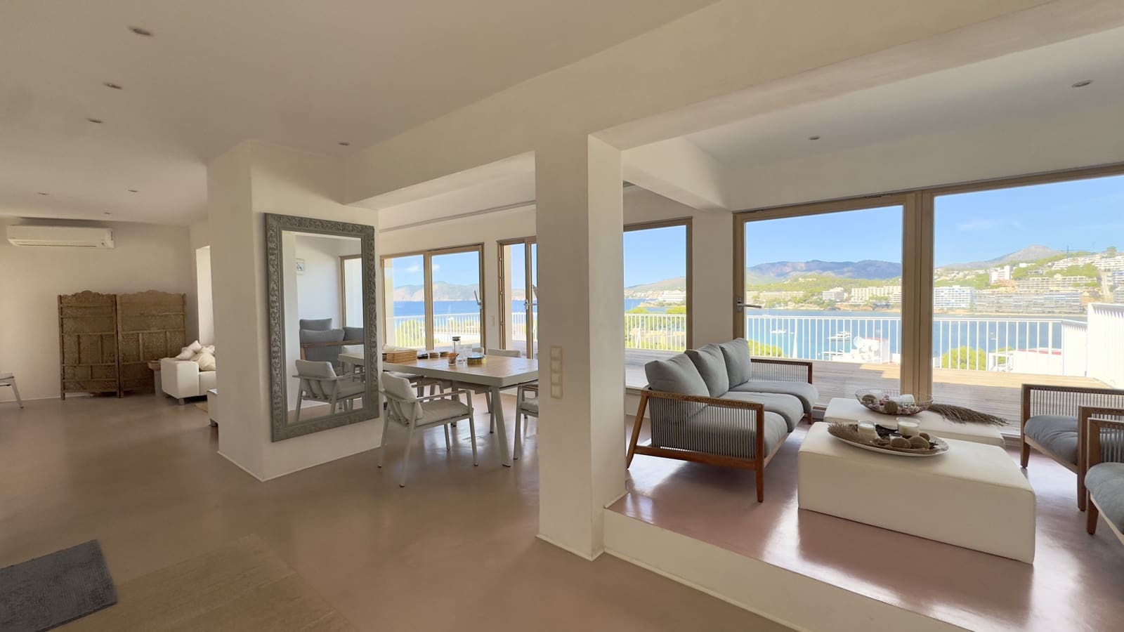 4 soveværelse Penthouse til leje i Santa Ponsa med garage - € 8.500 (Ref: 9271813)