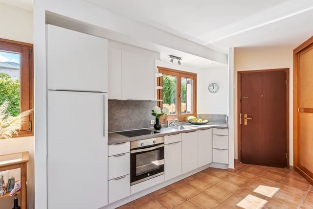 2 sypialnia Dom szeregowy na sprzedaż w Colonia de Sant Pere / Colonia de San Pedro, Artà z garażem - 585 000 € (Ref: 9273074)