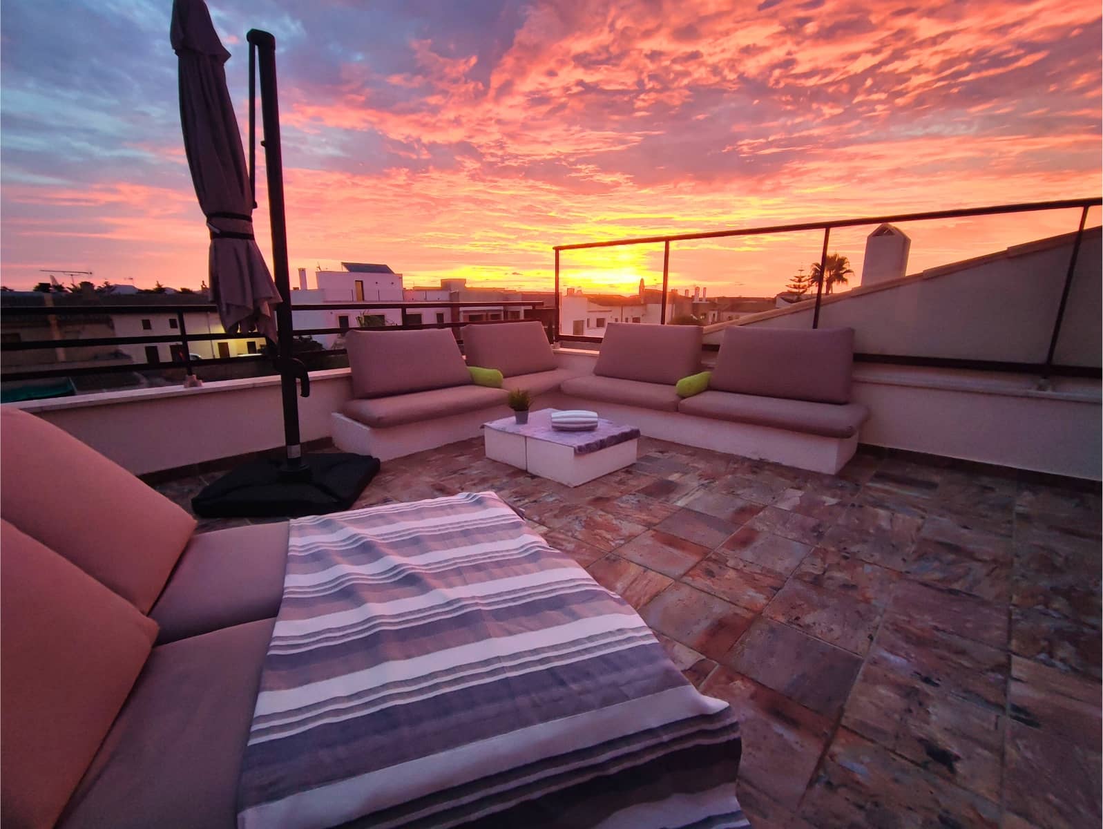 3 soveværelse Byhus til salg i Ses Salines med garage - € 717.000 (Ref: 9306136)