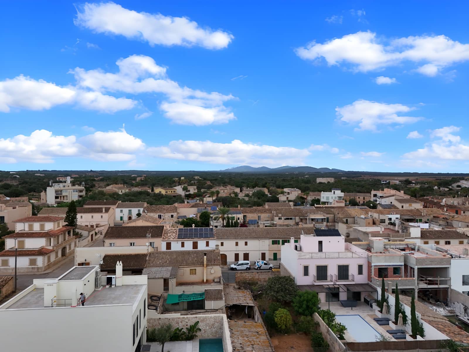 3 soveværelse Byhus til salg i Ses Salines med garage - € 717.000 (Ref: 9306136)