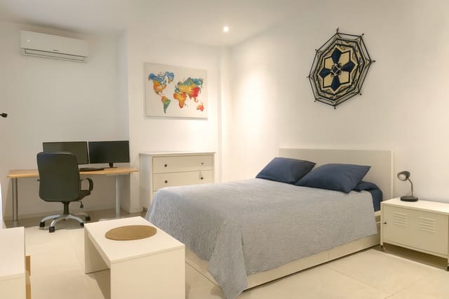 6 slaapkamer Villa te koop in Costa de la Calma, Calvià met zwembad garage - € 1.300.000 (Ref: 9322349)