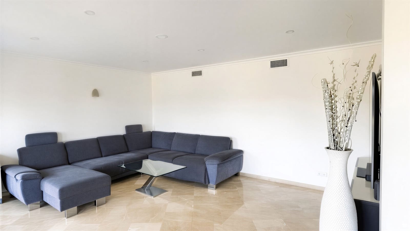 4 bedroom Villa for sale in Sa Cabaneta / La Cabaneta with pool garage - € 1,350,000 (Ref: 9329761)