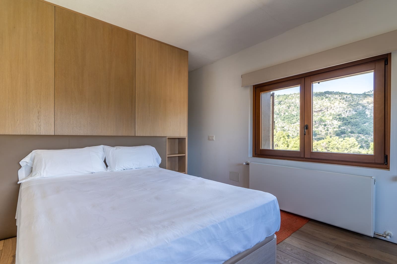 3 sovrum Finca/Hus på landet till salu i Orient - 1 485 000 € (Ref: 9331862)