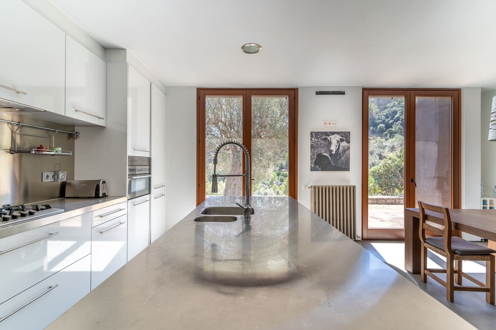 3 sovrum Finca/Hus på landet till salu i Orient - 1 485 000 € (Ref: 9331862)