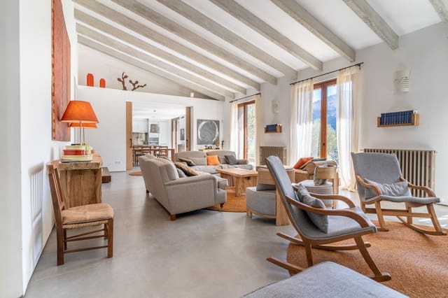 3 sovrum Finca/Hus på landet till salu i Orient, Bunyola - 1 485 000 € (Ref: 9331862)