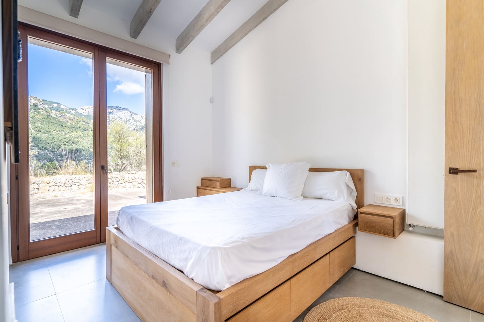 3 sovrum Finca/Hus på landet till salu i Orient - 1 485 000 € (Ref: 9331862)