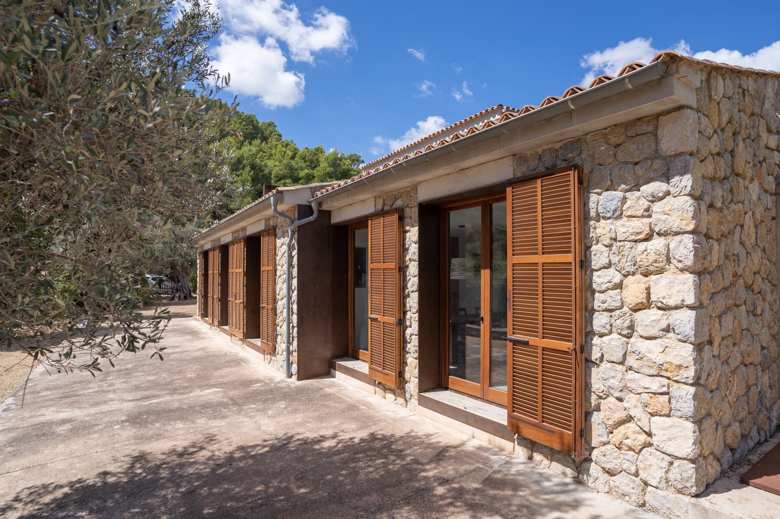 3 sovrum Finca/Hus på landet till salu i Orient - 1 485 000 € (Ref: 9331862)