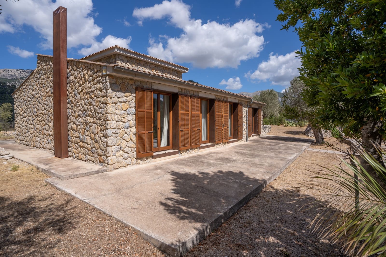 3 sovrum Finca/Hus på landet till salu i Orient - 1 485 000 € (Ref: 9331862)