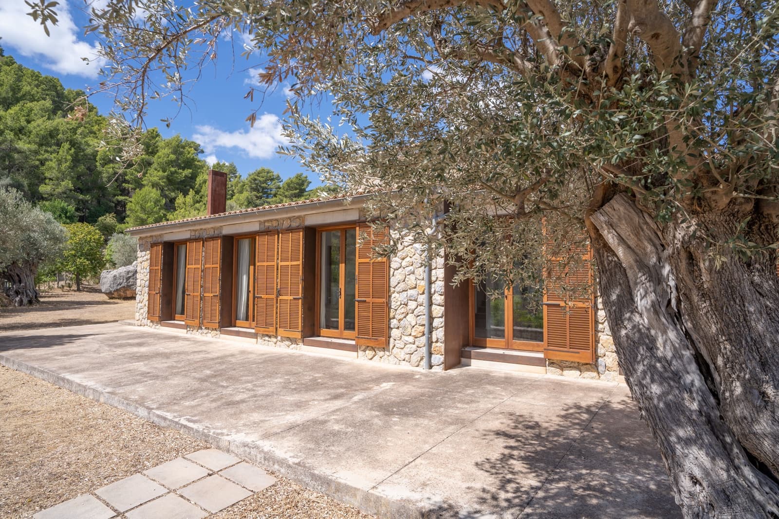 3 sovrum Finca/Hus på landet till salu i Orient - 1 485 000 € (Ref: 9331862)