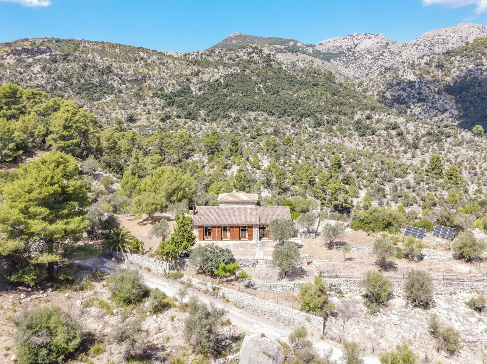 3 sovrum Finca/Hus på landet till salu i Orient - 1 485 000 € (Ref: 9331862)