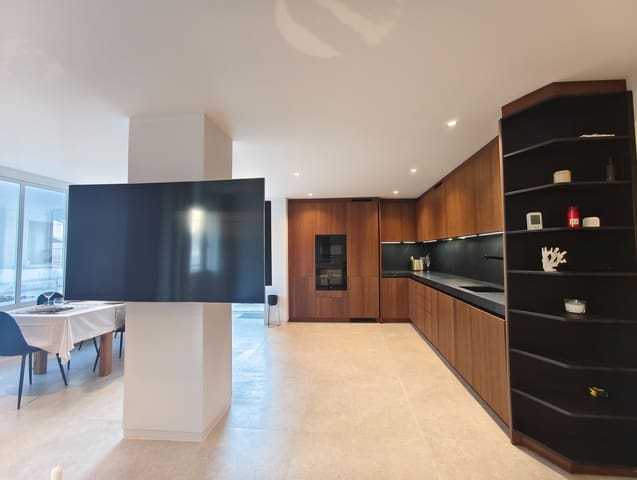 3 bedroom Apartment for rent in Peguera / Paguera, Calvià with garage - € 4,500 (Ref: 9341727)